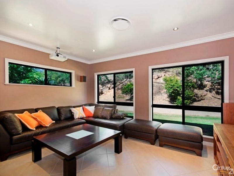 4 MT KULBURN DRIVE, Jensen QLD 4818