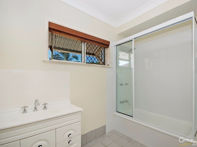 84 MCALISTER STREET, Oonoonba QLD 4811