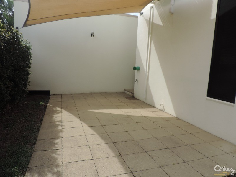 4/80 Cook Street, North Ward QLD 4810