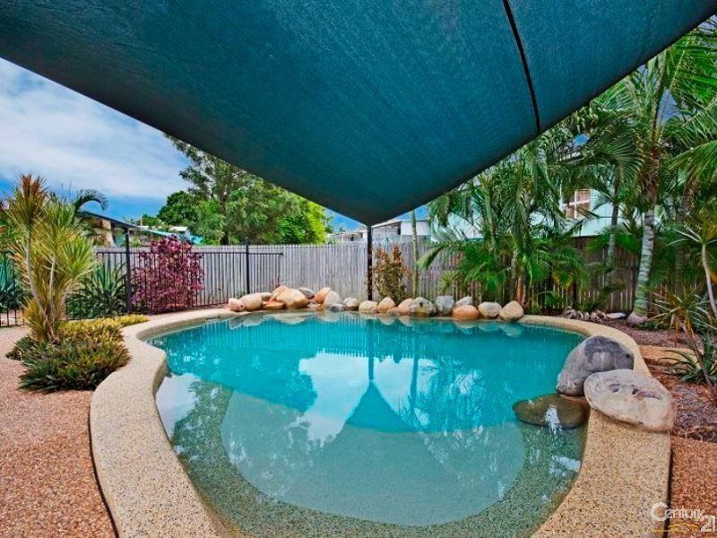 16 SYMONS STREET, Vincent QLD 4814