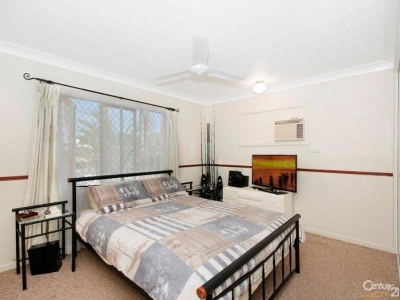 16 SYMONS STREET, Vincent QLD 4814