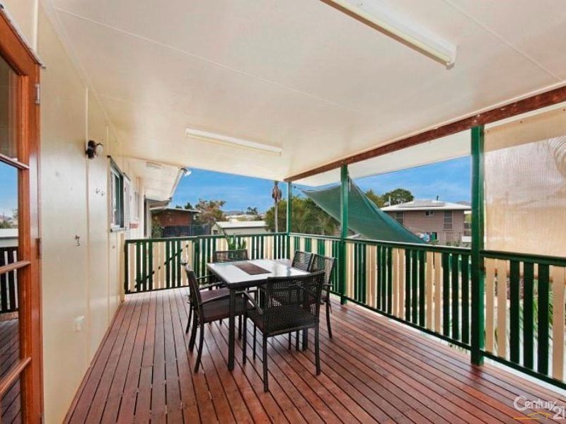 16 SYMONS STREET, Vincent QLD 4814