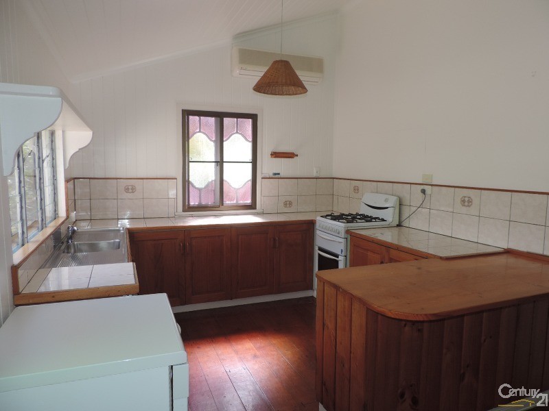 Railway Estate QLD 4810