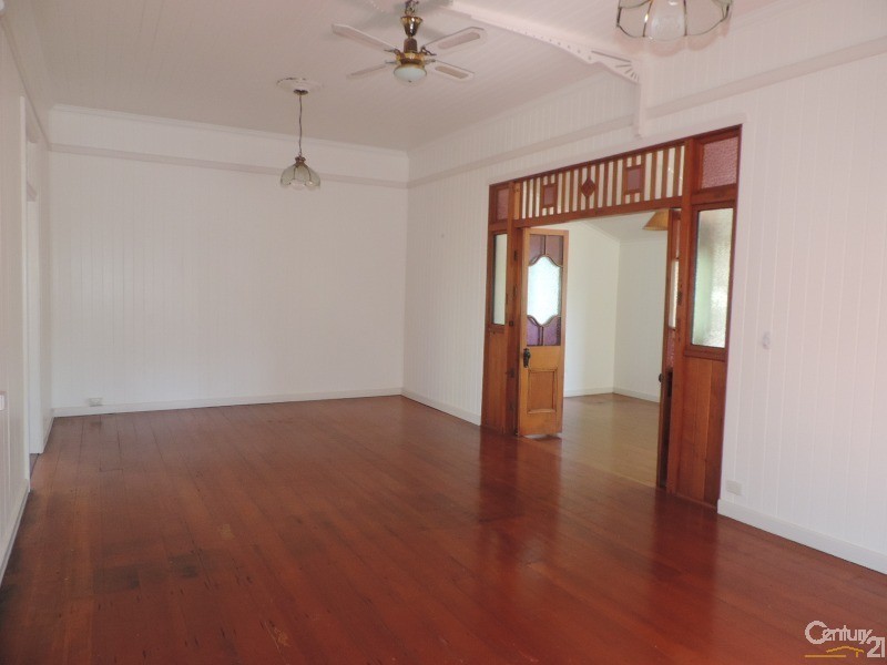 Railway Estate QLD 4810