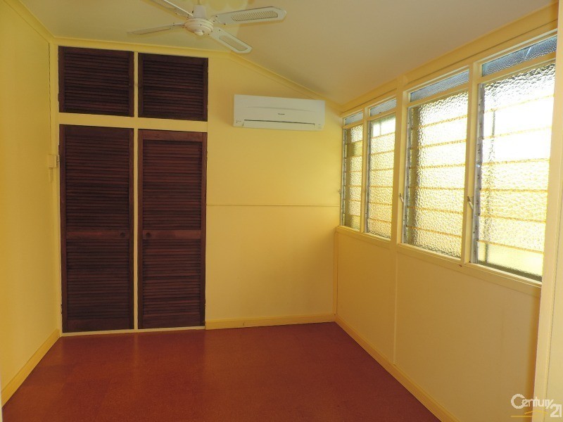 Railway Estate QLD 4810