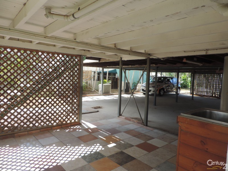 Railway Estate QLD 4810