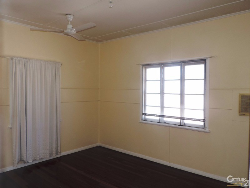 1/116 Eyre Street, North Ward QLD 4810