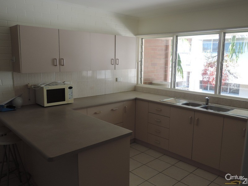 5/94 The Strand, North Ward QLD 4810