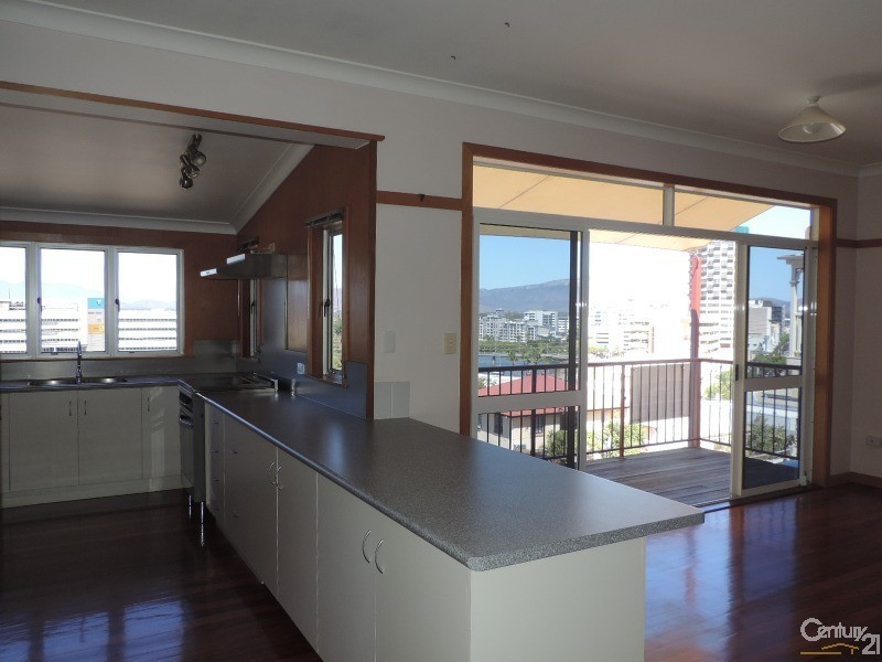 15 Melton Tce, Townsville QLD 4810