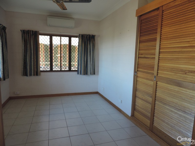 15 Melton Tce, Townsville QLD 4810