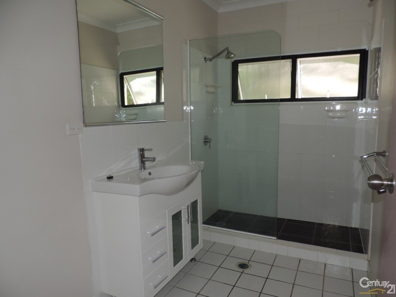 15 Melton Tce, Townsville QLD 4810