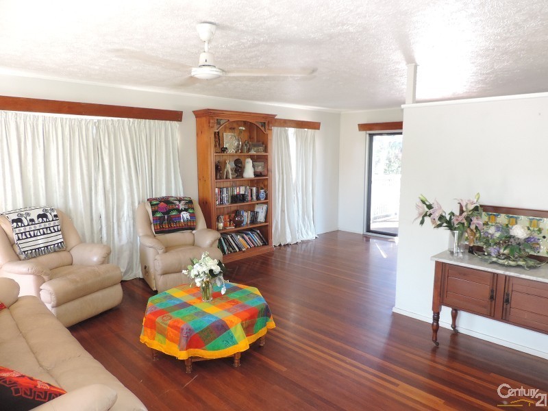 28 BAY STREET, Pallarenda QLD 4810