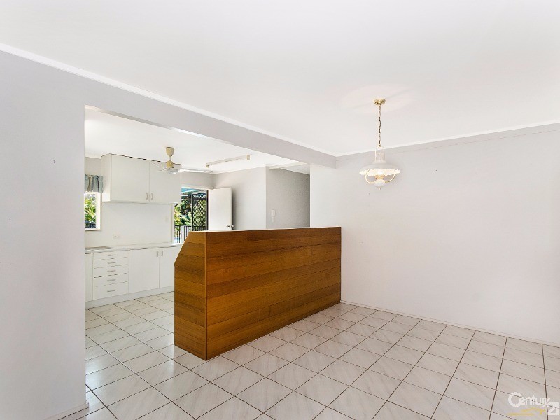 71 DYER STREET, Pallarenda QLD 4810