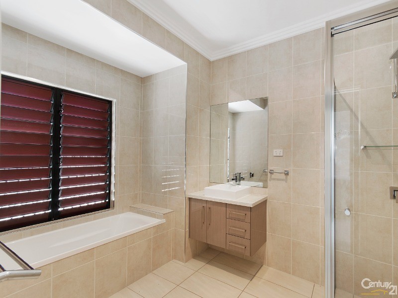 14 DORIEAN WAY, Jensen QLD 4818