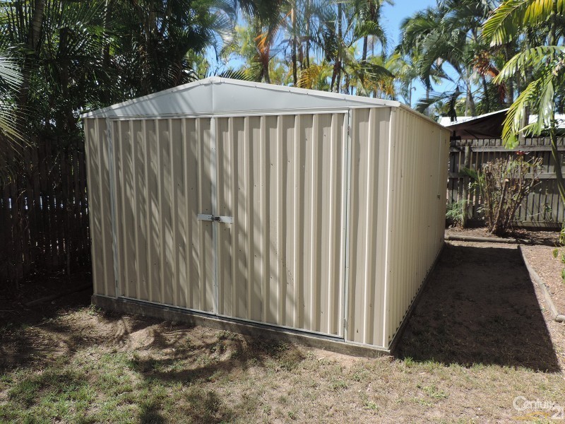 5 BISHOP STREET, Belgian Gardens QLD 4810