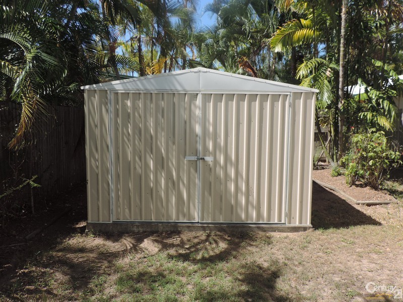 5 BISHOP STREET, Belgian Gardens QLD 4810