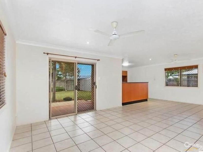 15 MILLER CIRCUIT, Kirwan QLD 4817