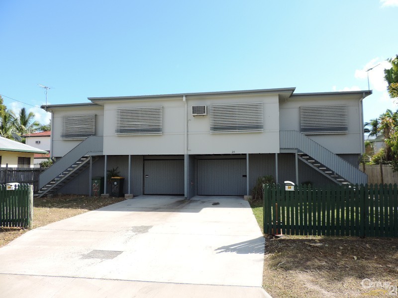 26 CRAUFORD STREET, West End QLD 4810