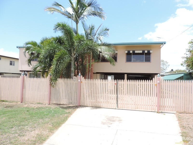 4 MOUNT LOUISA DRIVE, Mount Louisa QLD 4814