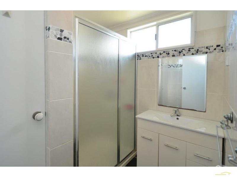 4 MOUNT LOUISA DRIVE, Mount Louisa QLD 4814