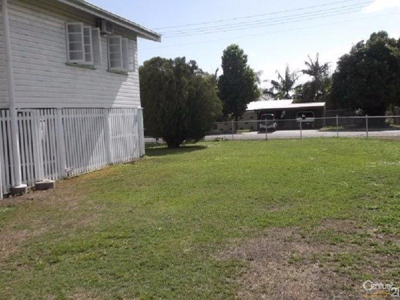 Pimlico QLD 4812