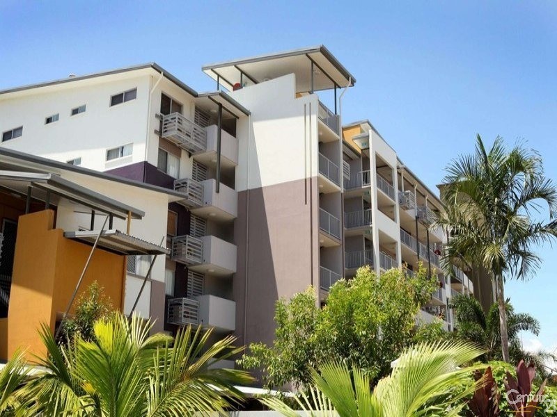 18/11 STANLEY STREET, Townsville City QLD 4810