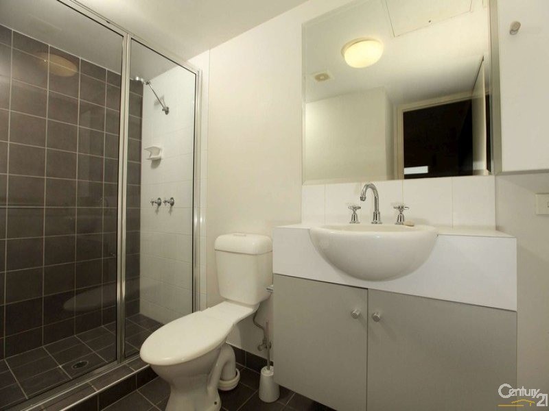 18/11 STANLEY STREET, Townsville City QLD 4810