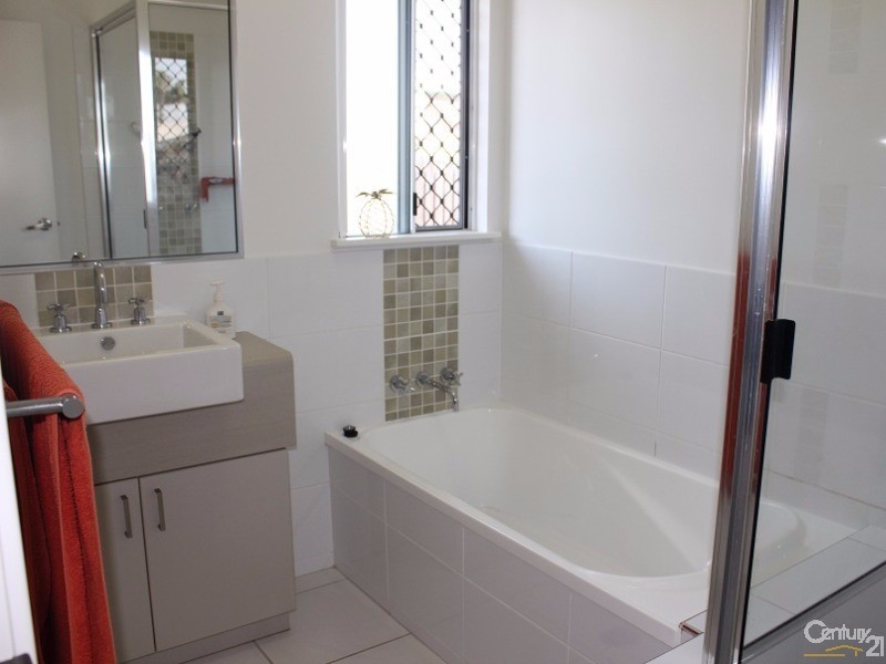 Mount Louisa QLD 4814