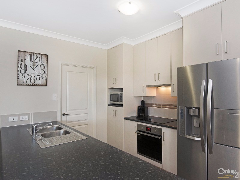 18 BATIKI CIRCUIT, Burdell QLD 4818