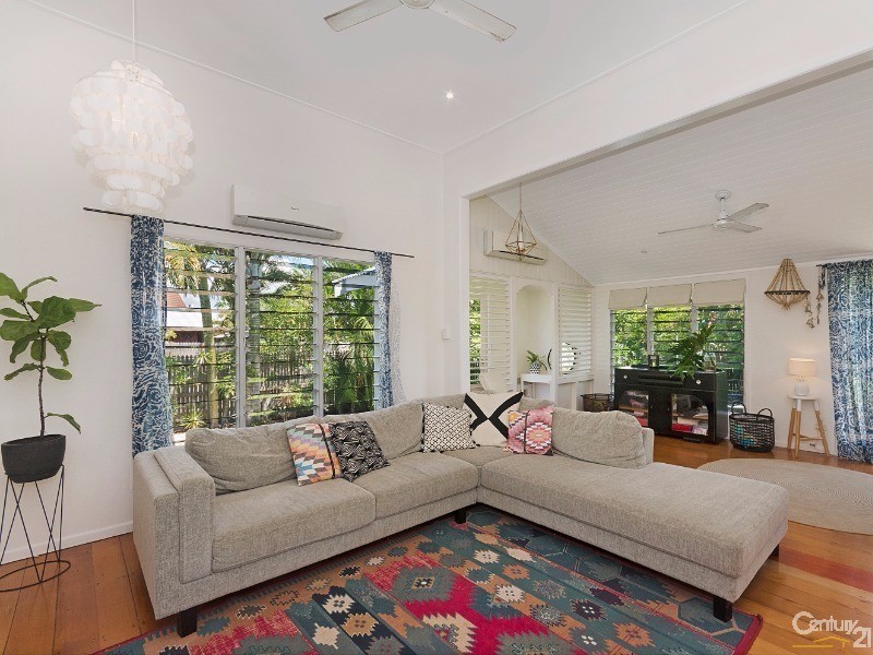 17 PARK STREET, Pimlico QLD 4812