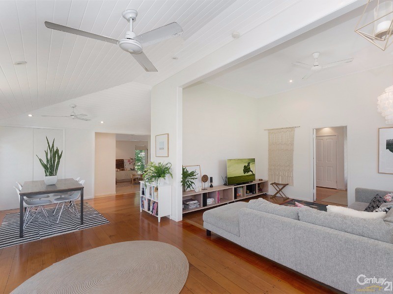 17 PARK STREET, Pimlico QLD 4812
