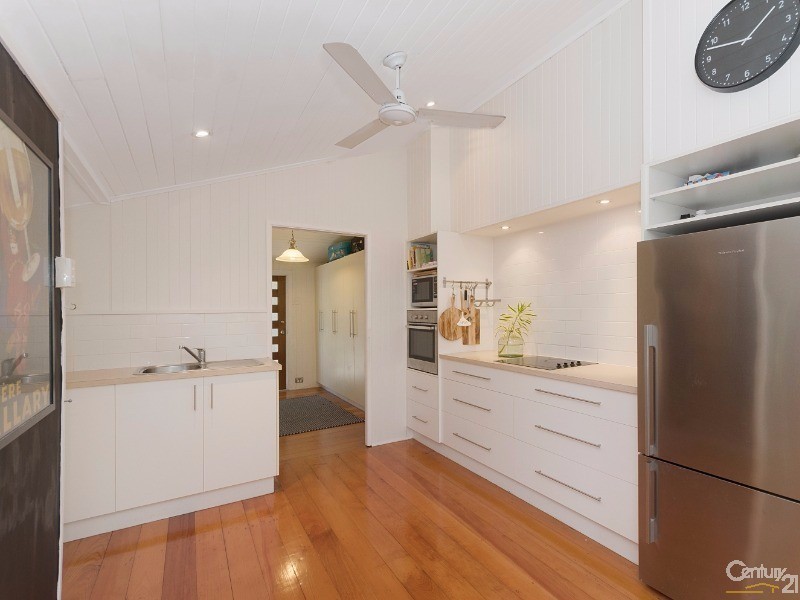 17 PARK STREET, Pimlico QLD 4812