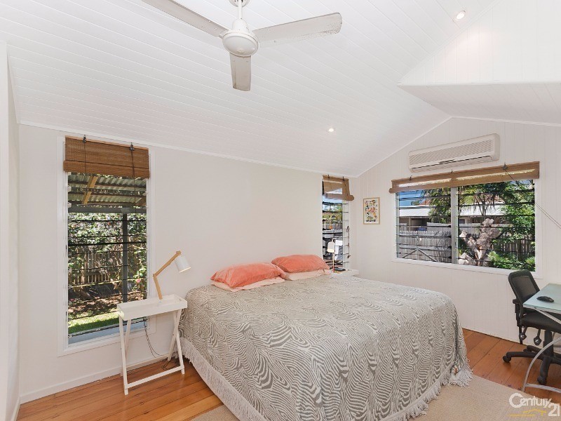 17 PARK STREET, Pimlico QLD 4812