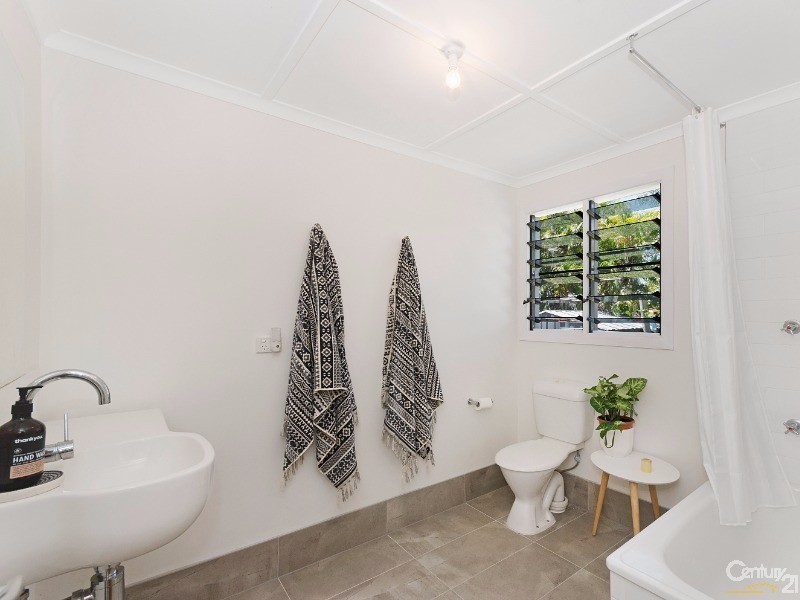 17 PARK STREET, Pimlico QLD 4812