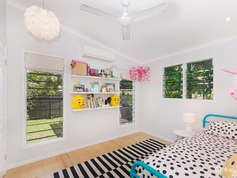 17 PARK STREET, Pimlico QLD 4812