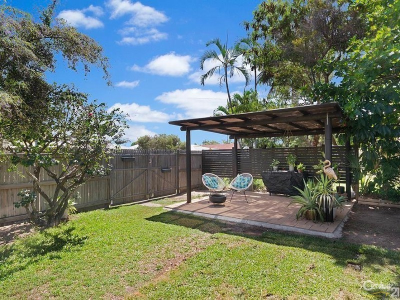 17 PARK STREET, Pimlico QLD 4812