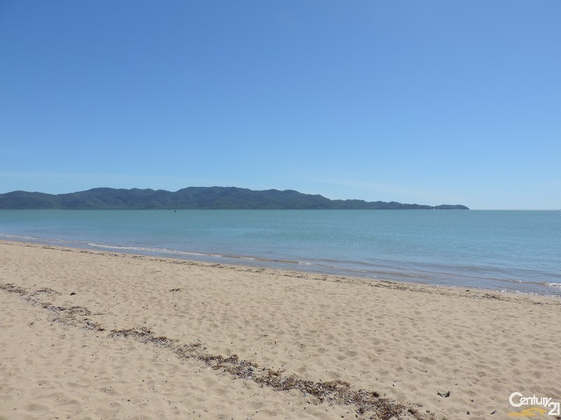 30  WACKETT STREET, Pallarenda QLD 4810