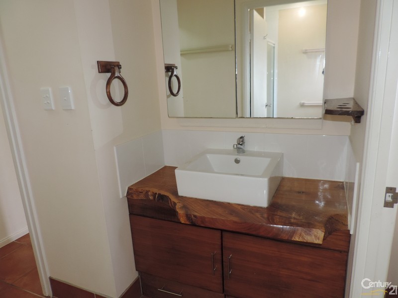 10/10 BLANES STREET, Cranbrook QLD 4814