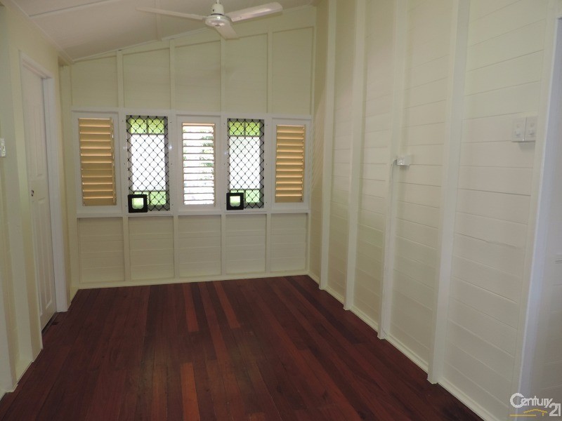 Hermit Park QLD 4812