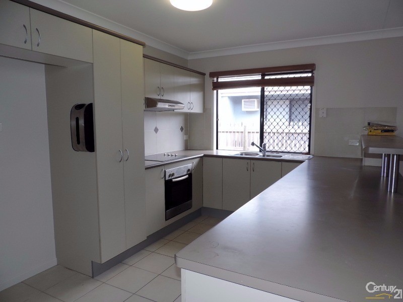 8 Ripon Court, Mount Low QLD 4818