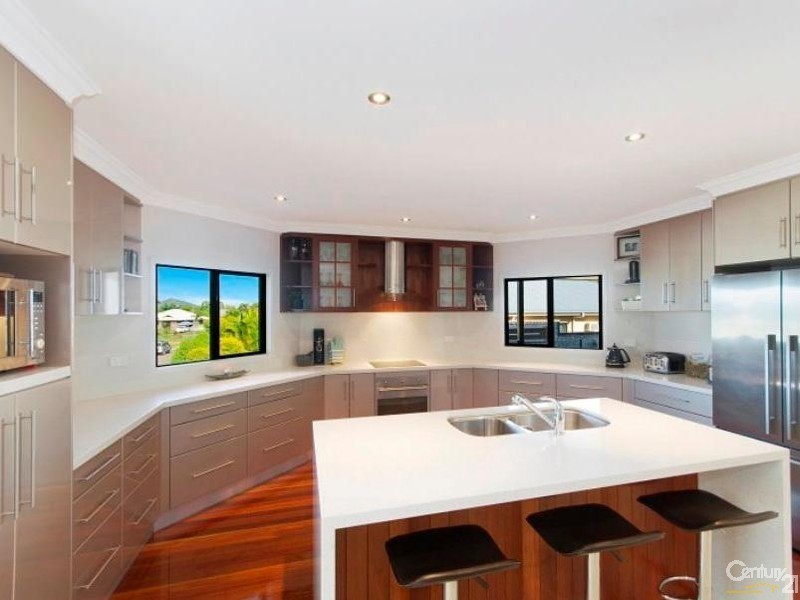 16 FUJI COURT, Mount Louisa QLD 4814