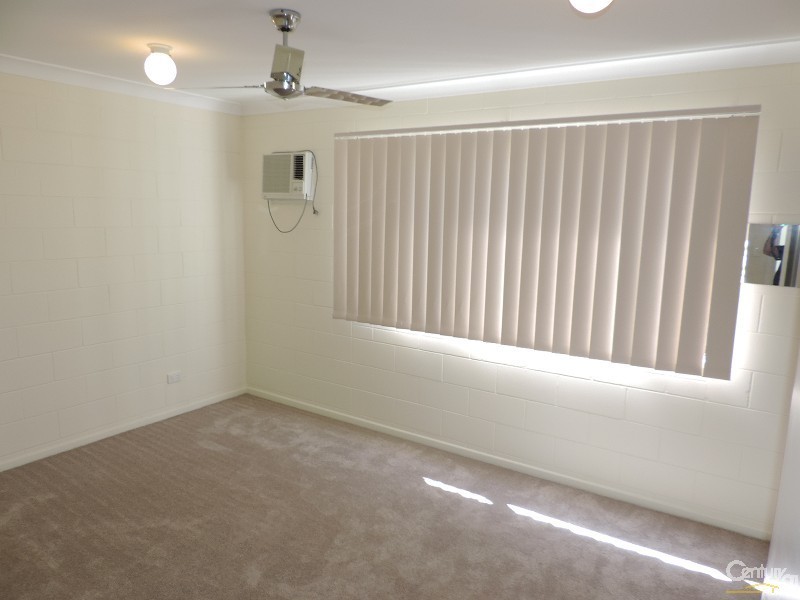 2/67 ROSE STREET, North Ward QLD 4810