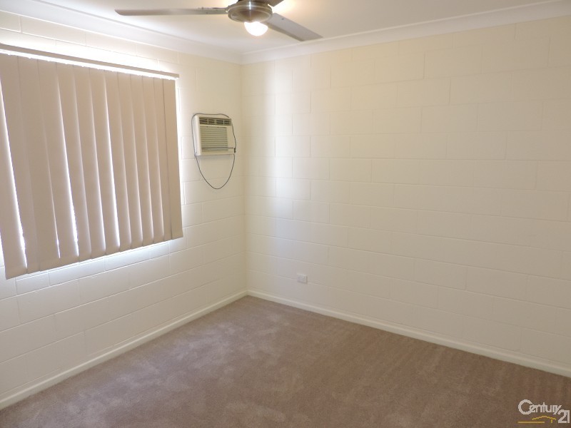 2/67 ROSE STREET, North Ward QLD 4810