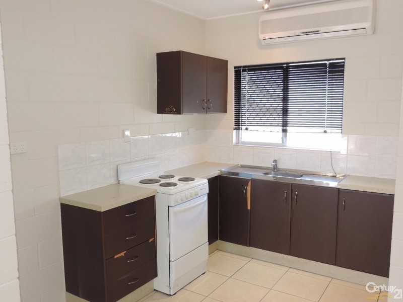 3/17  CRAUFORD STREET, West End QLD 4810