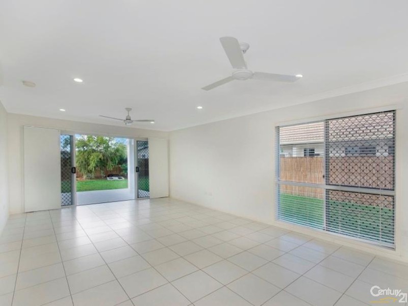 79 LADY MUSGRAVE CIRCUIT, Burdell QLD 4818