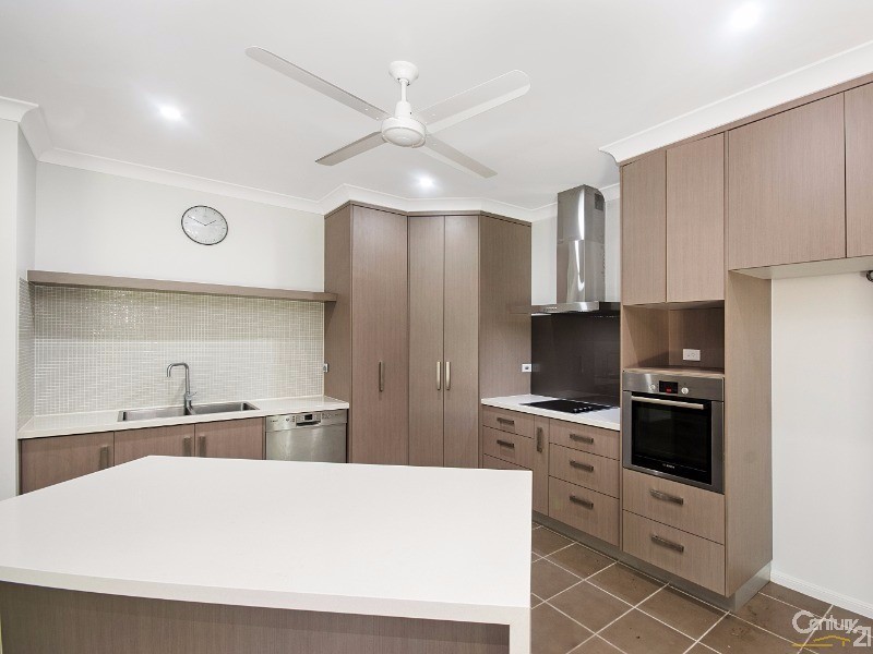 1 CORMORANT COURT, Douglas QLD 4814