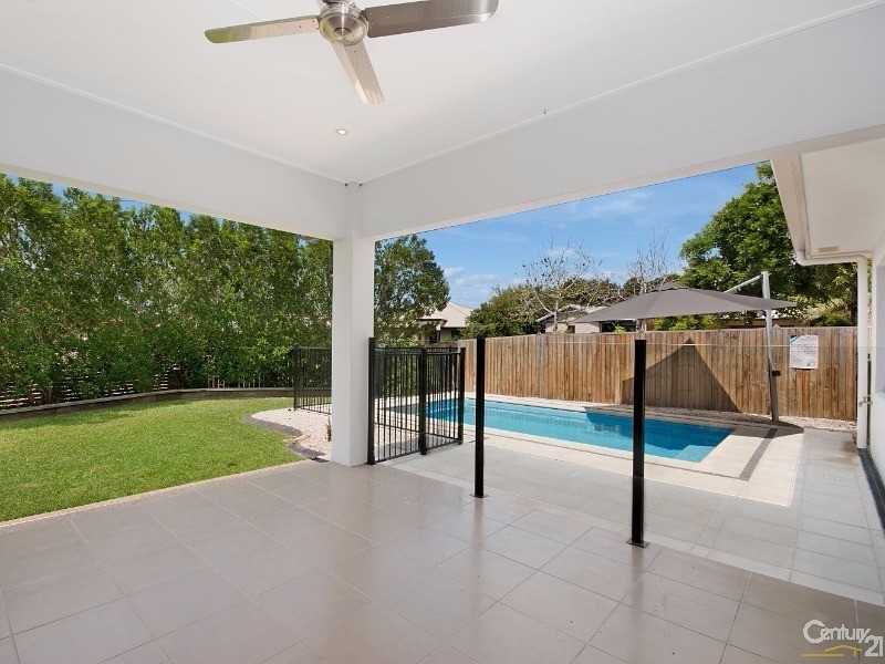 1 CORMORANT COURT, Douglas QLD 4814