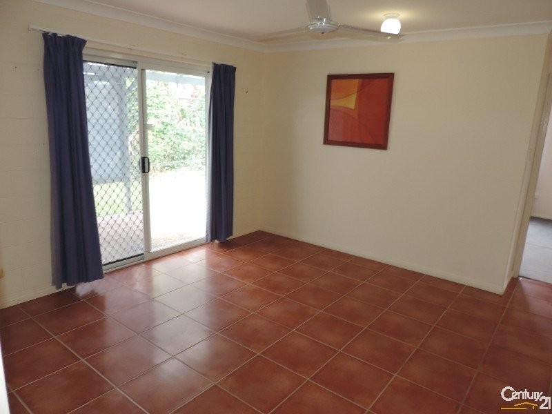 10/10 BLANES STREET, Cranbrook QLD 4814