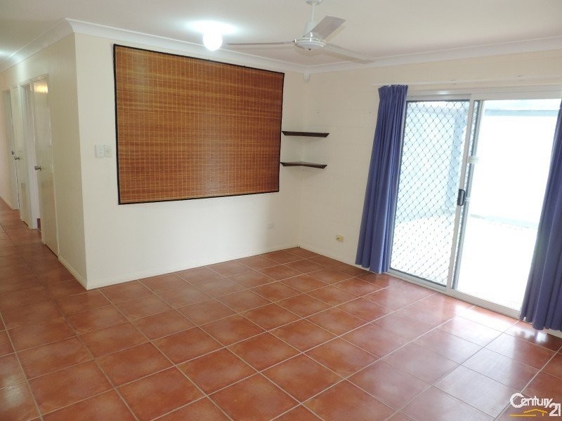 10/10 BLANES STREET, Cranbrook QLD 4814