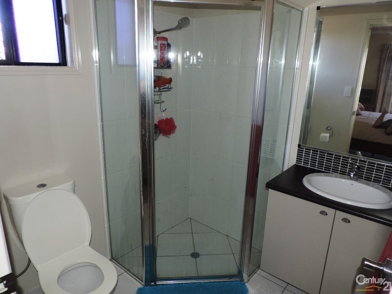 64 IZARO CIRCUIT, Burdell QLD 4818